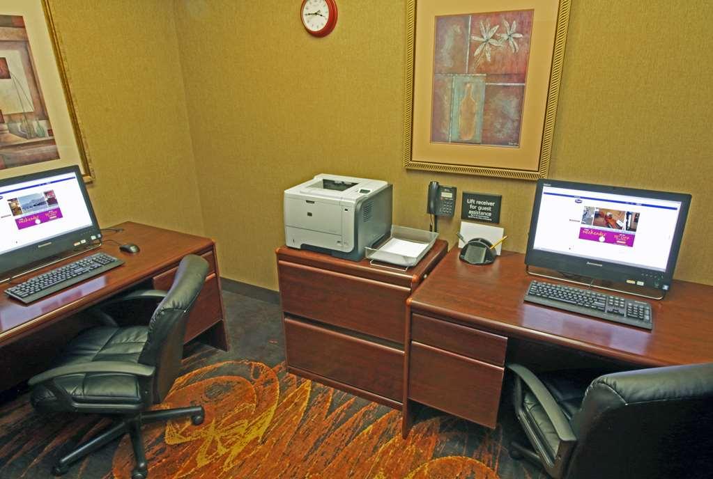 Hampton Inn & Suites Norfolk-Airport Facilidades foto