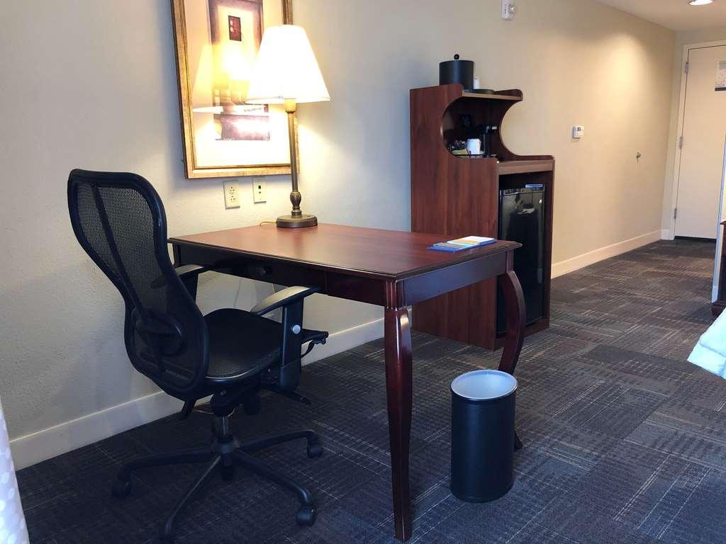 Hampton Inn & Suites Norfolk-Airport Quarto foto
