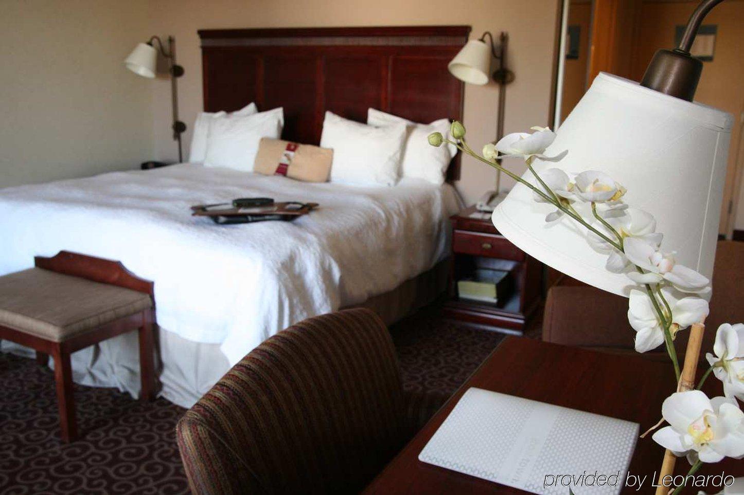 Hampton Inn & Suites Norfolk-Airport Quarto foto